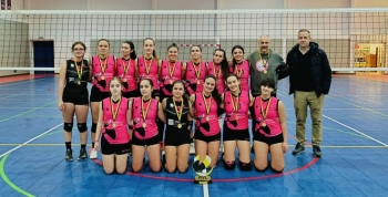 Juvenis do Madeira Torres sagram-se Campeãs Regionais