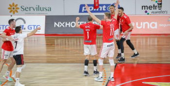 SL Benfica vence dérbi