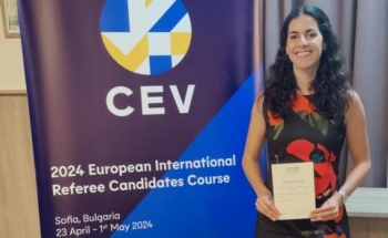 Sofia Costa árbitra internacional